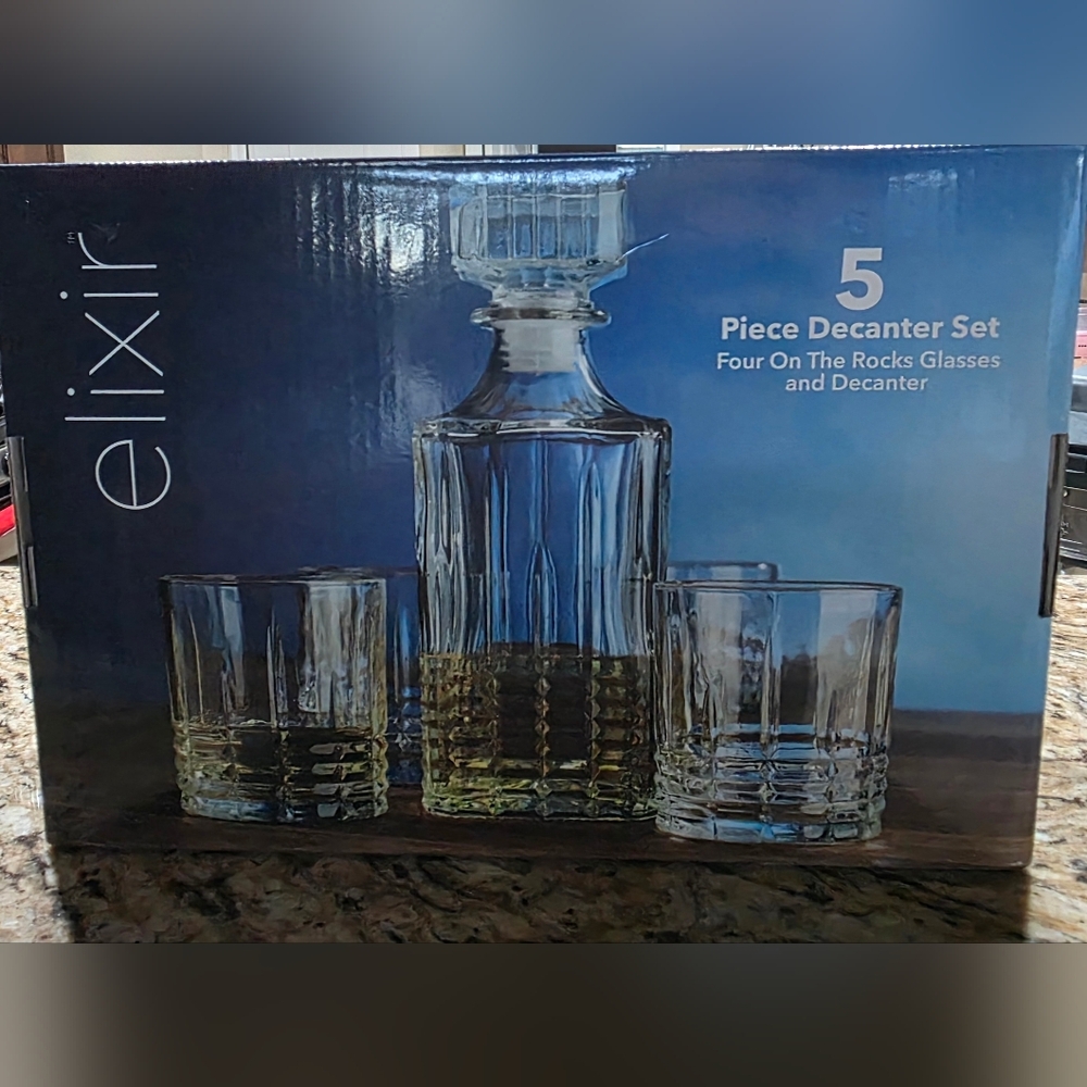 5-Piece Glass Decanter Set - Clear